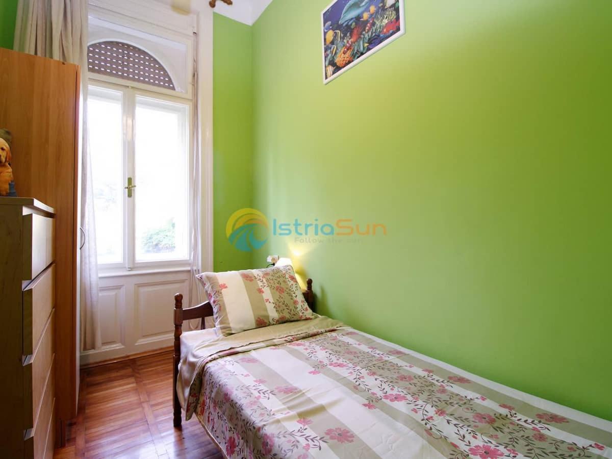 Studio Apartman Lea PUY 외부 사진
